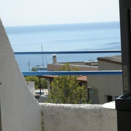 Efrosyni Apartments Αγία Μαρίνα Εξωτερικό φωτογραφία