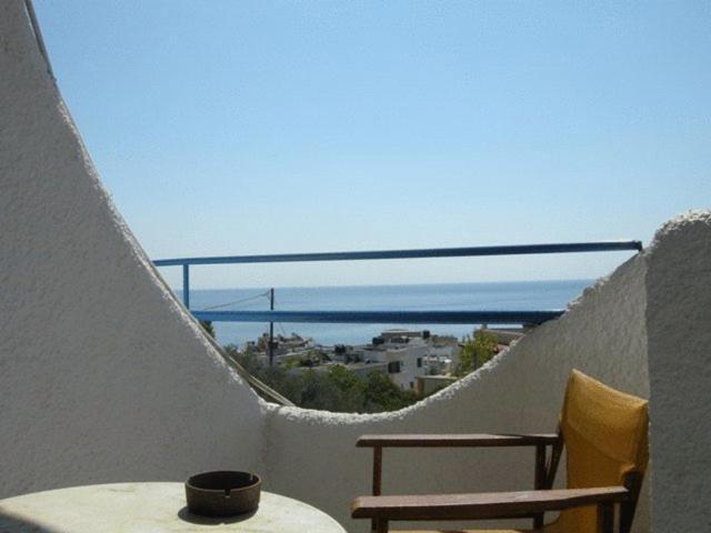 Efrosyni Apartments Αγία Μαρίνα Εξωτερικό φωτογραφία